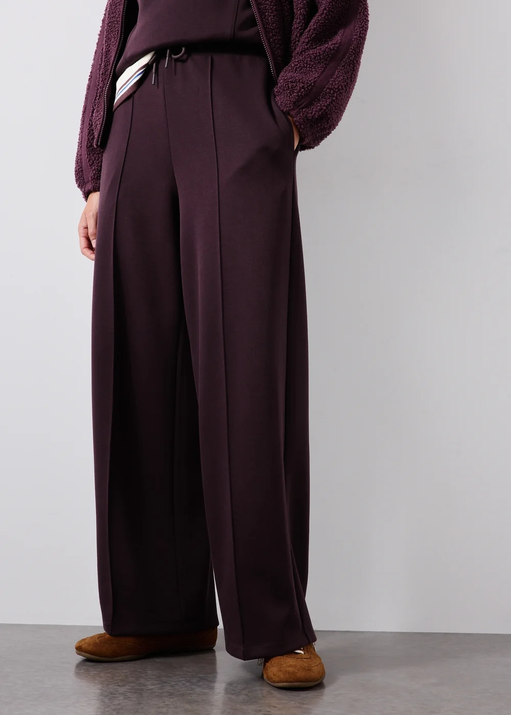 Souluxe Burgundy Wide Leg Jogging Bottoms - M Image 2