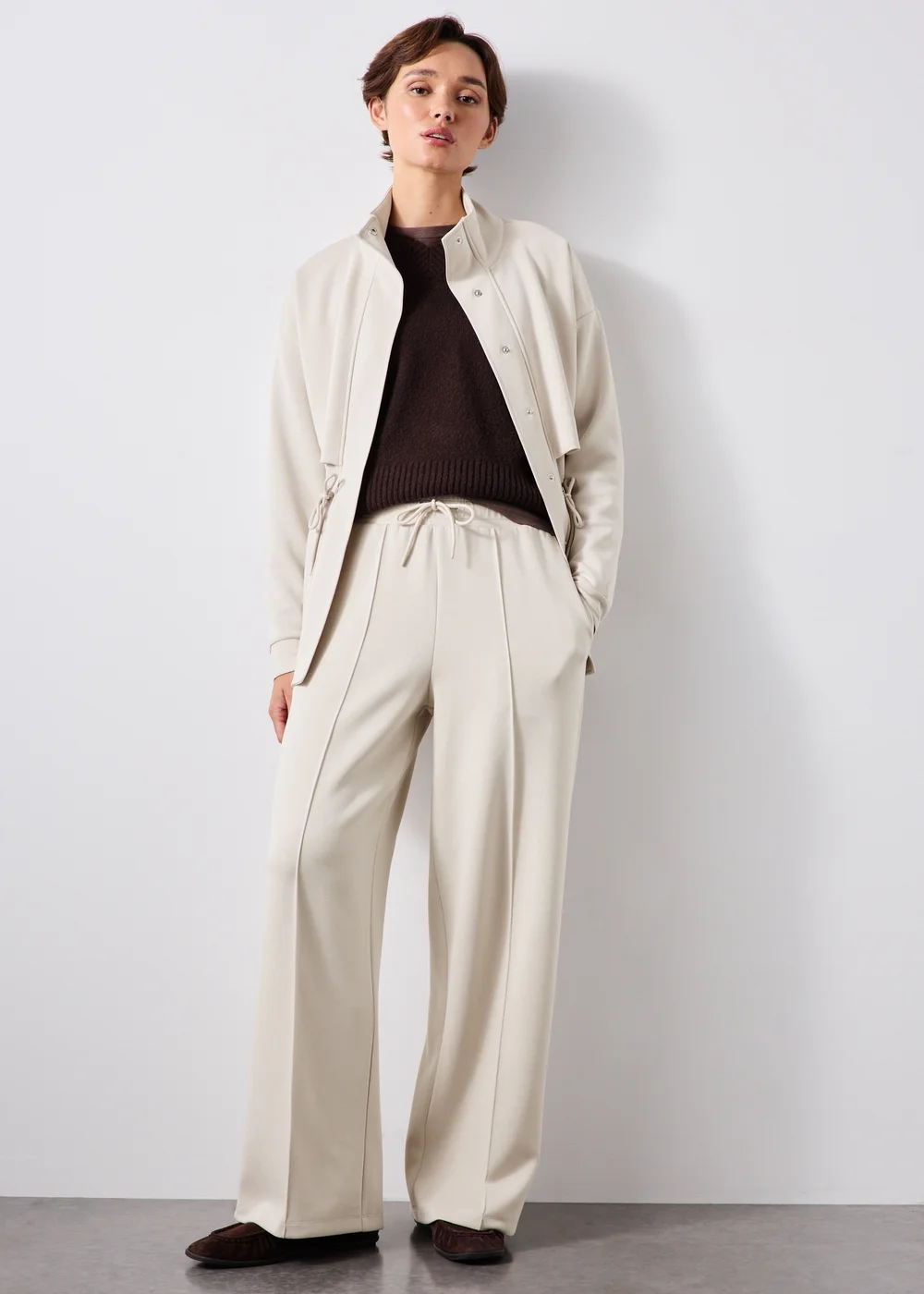 Souluxe Stone Sandwash Wide Leg Trousers - XL Image 1
