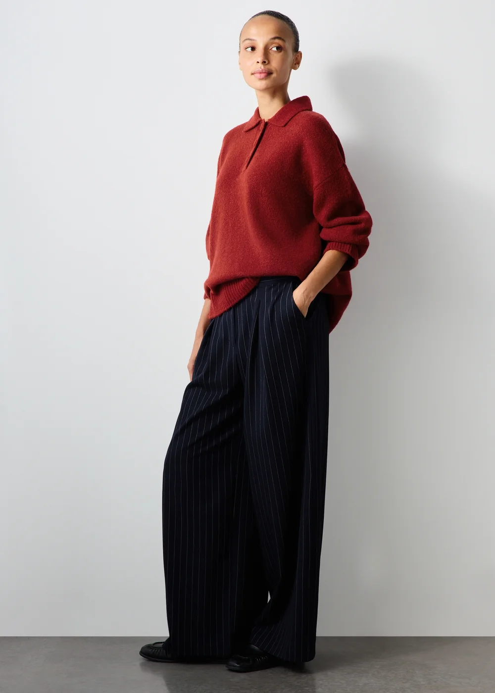 Red Open Collar Knitted Jumper - XS Image 4