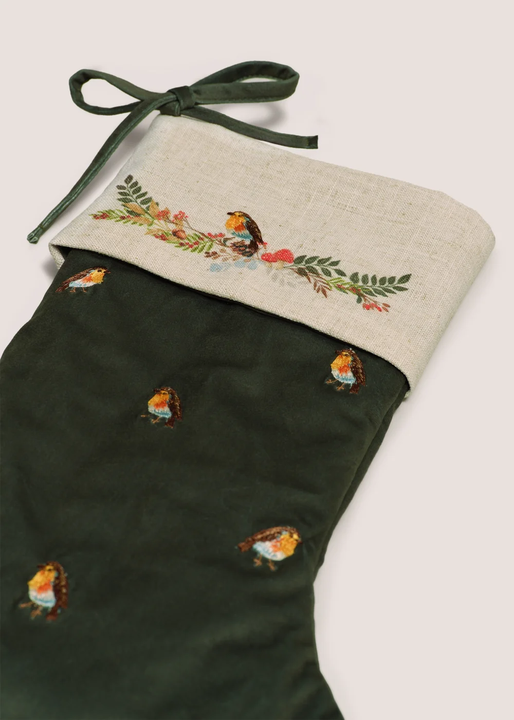 Robin Embroidered Stocking Image 2