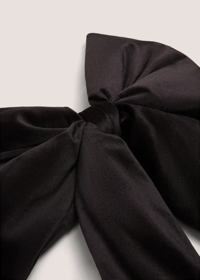 Black Large Bow Decoration