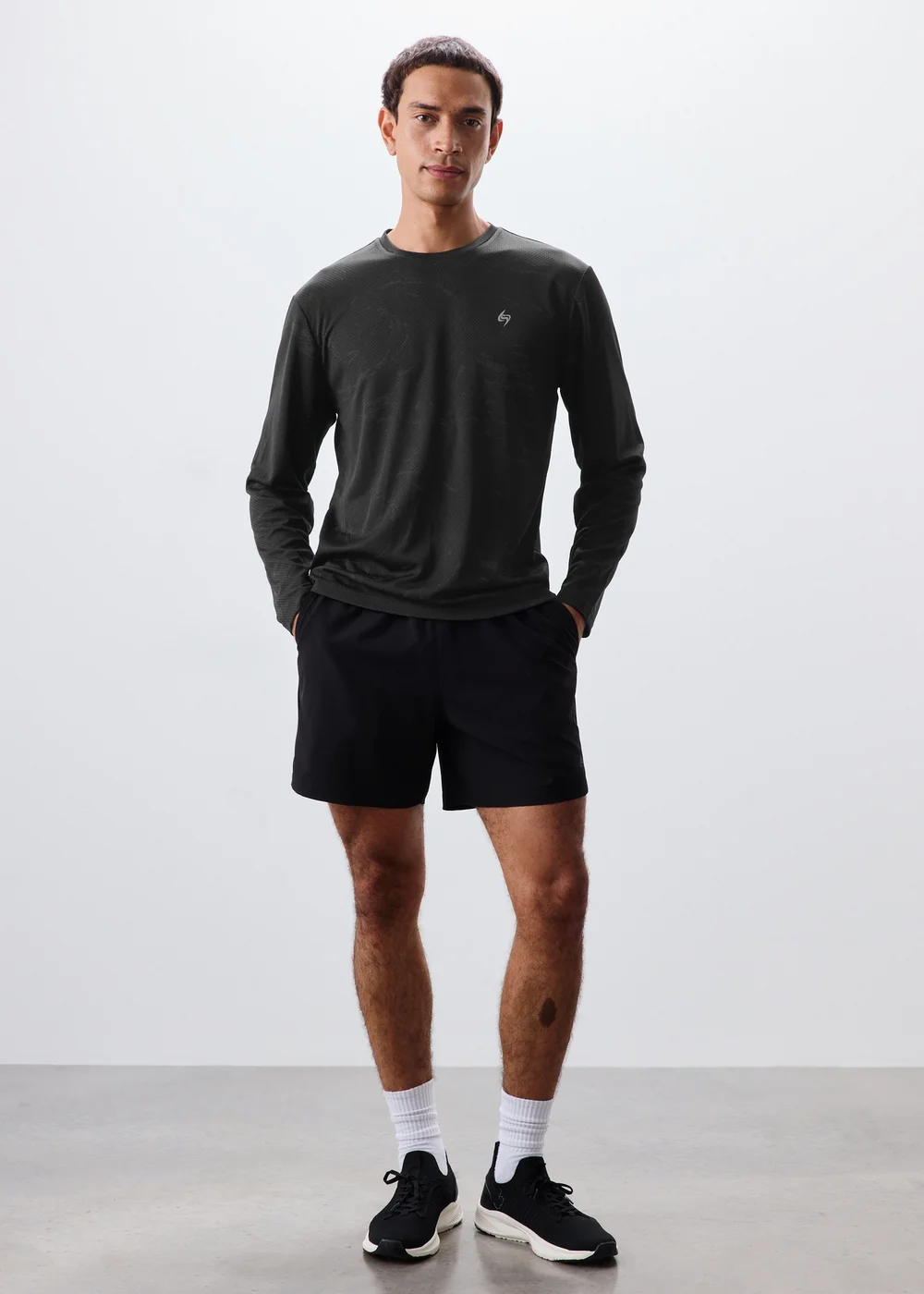 Souluxe Black Running Long Sleeve Top - XS Image 3