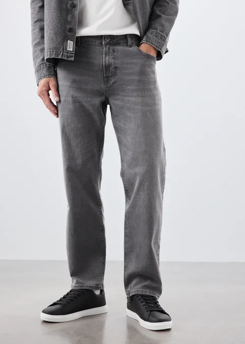 Light Grey Straight Fit Jeans - 32 R Image 1
