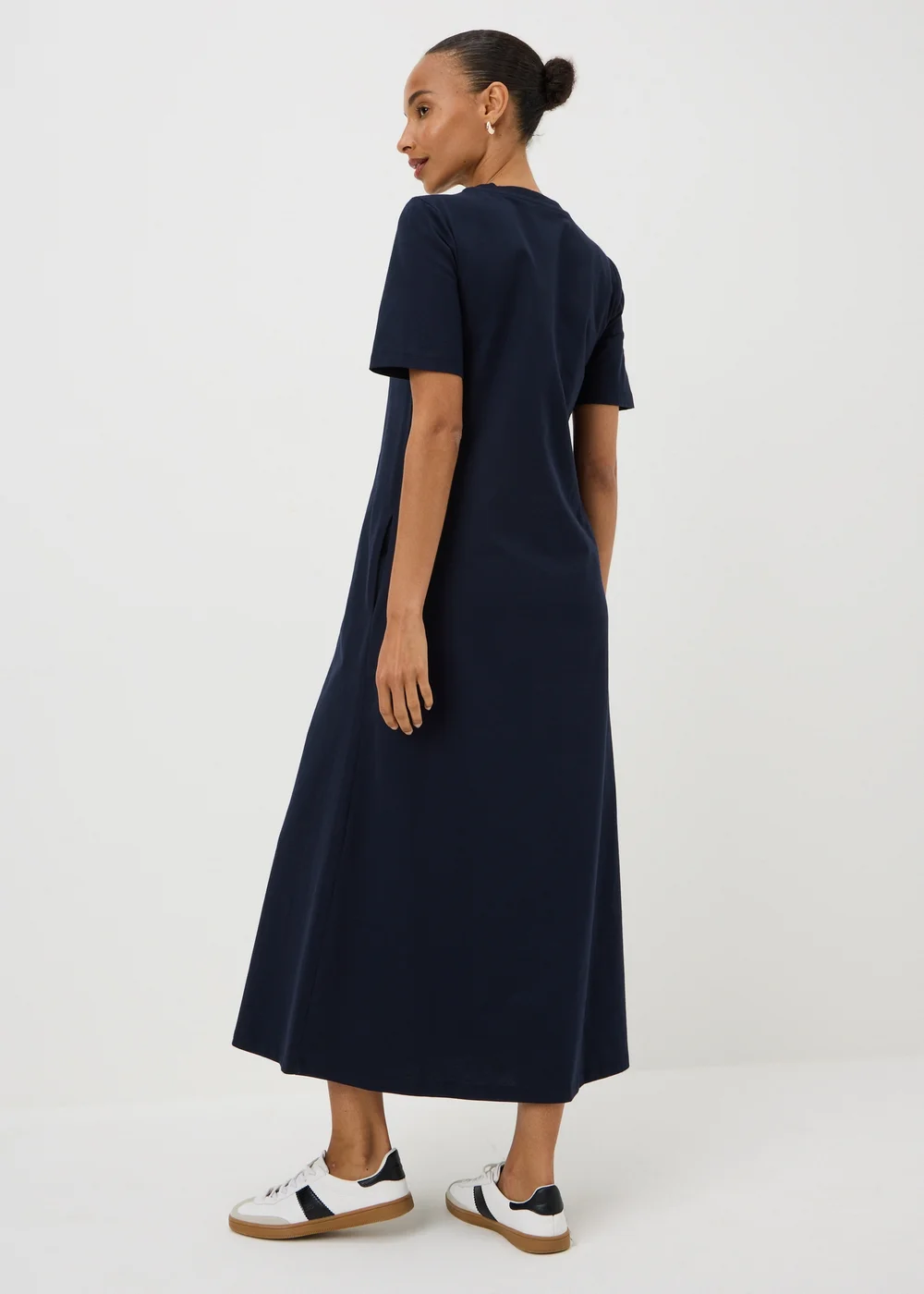 Navy Midaxi T-Shirt Dress - 8 Image 3