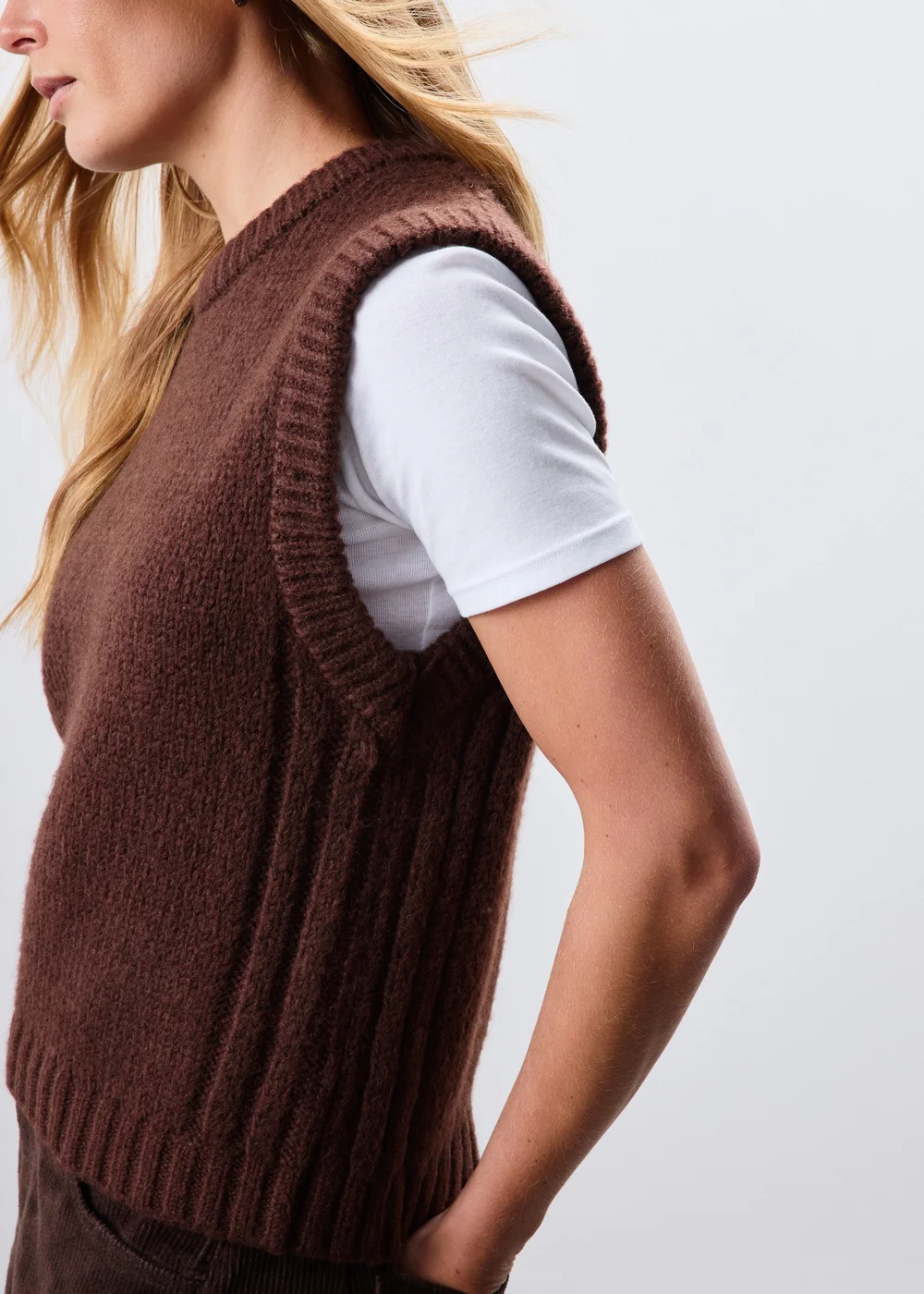 Brown Knitted Tank Top - XS Image 3