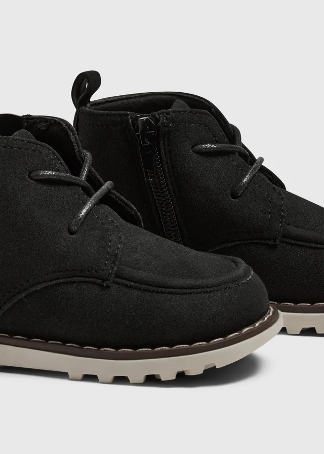 Boys Black Apron Front Boots (Younger 4-12)