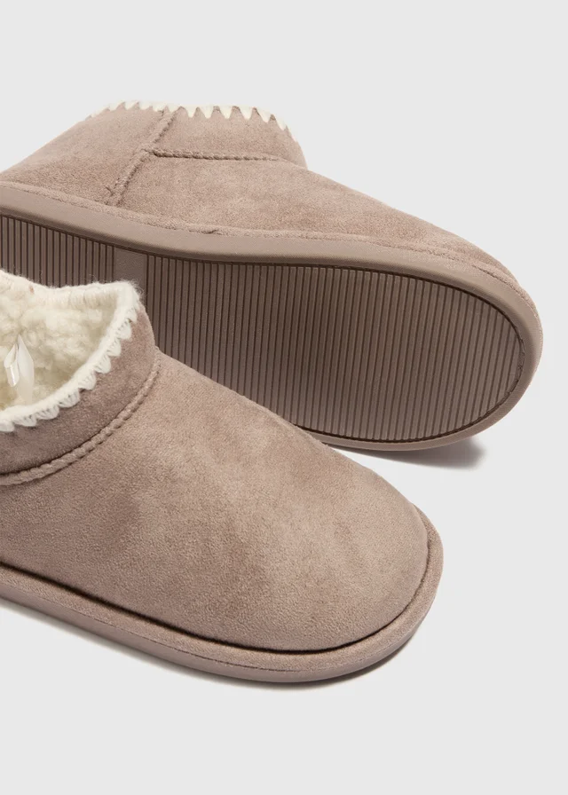 Grey Blanket Stitch Snug Boot