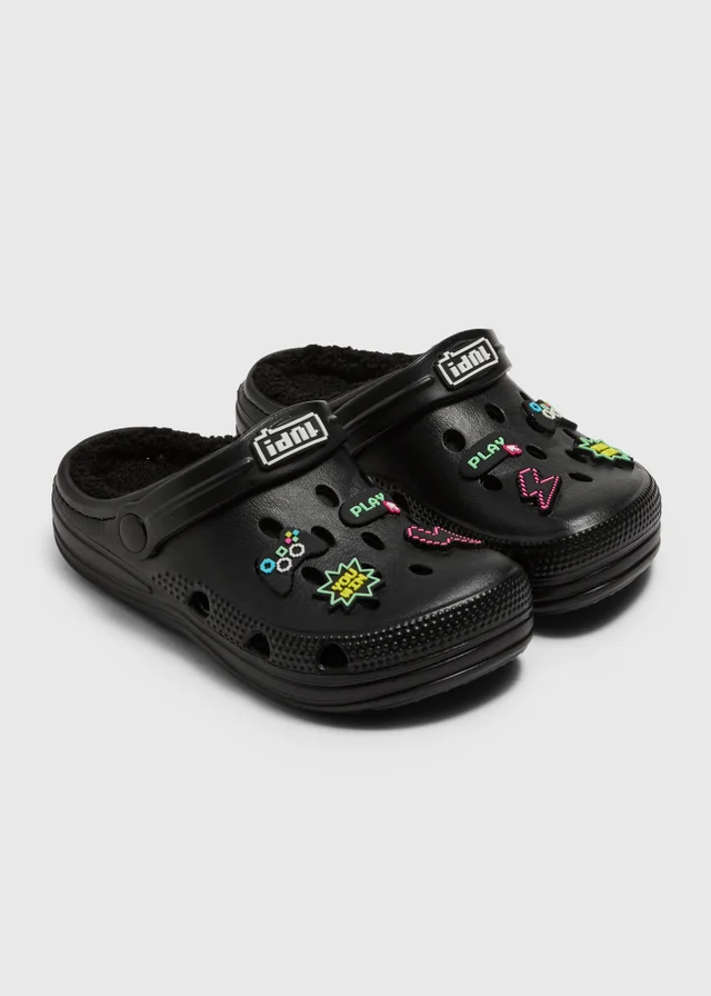 Boys Black Game On Clogs (Younger 8-Older 6)