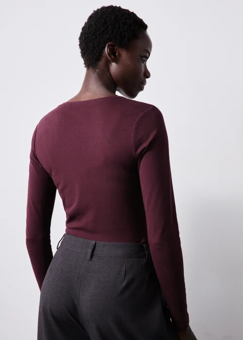 Burgundy Long Sleeve Fitted V-Neck Top - 8 Image 3