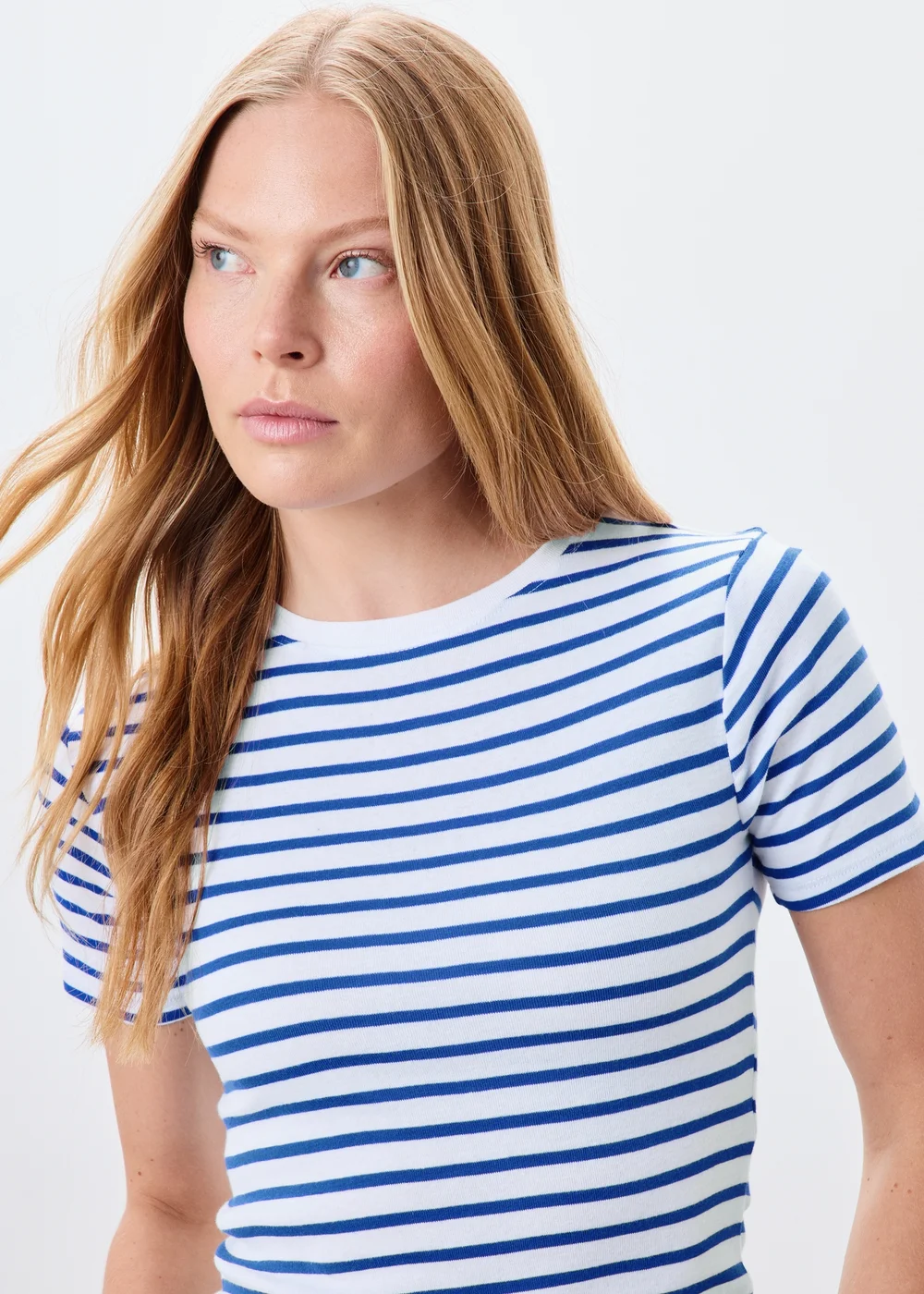 White/Blue Striped Fitted T-Shirt - 8 Image 3