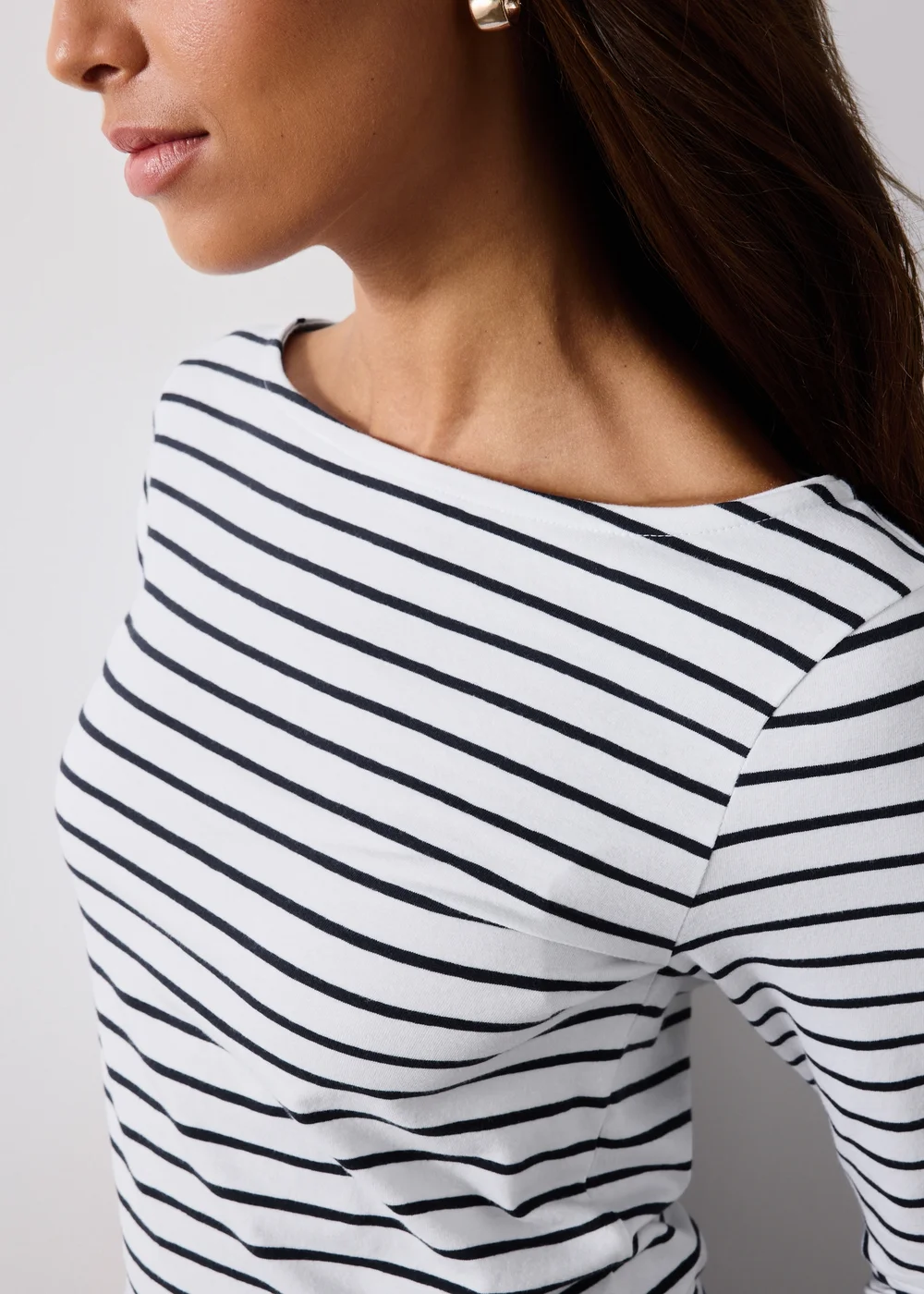 White Striped Fitted T-Shirt - 8 Image 3