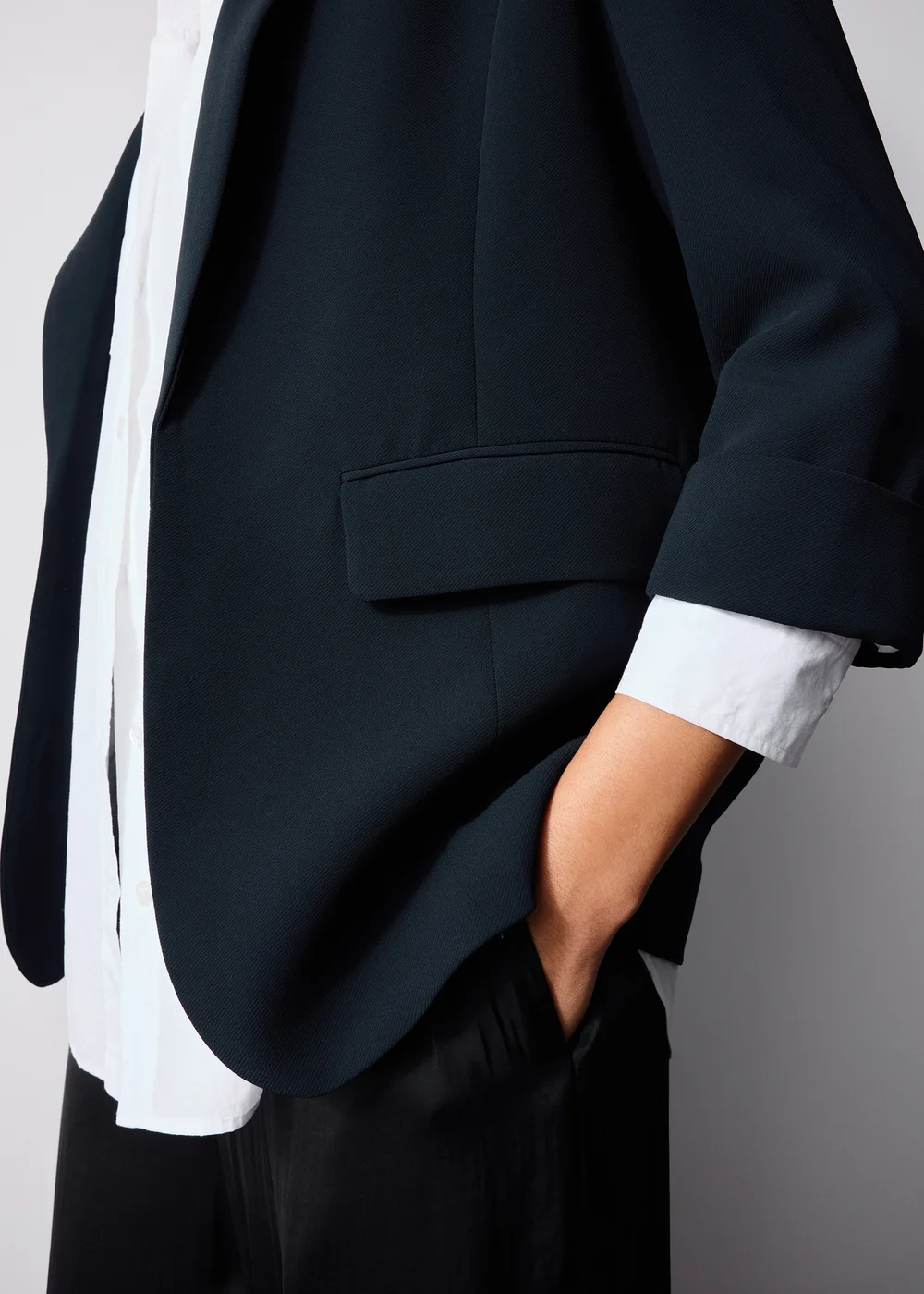 Navy Turn Back Blazer - 8 Image 3