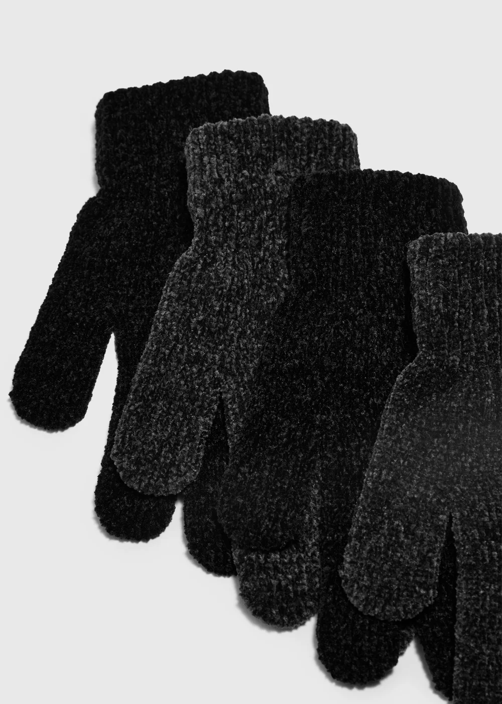 2 Pack Black/Grey Chenille Glove - One Size Image 2