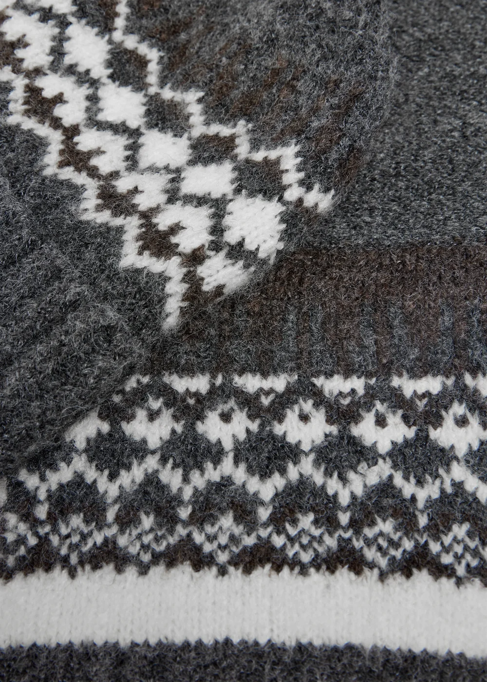 3 Piece Boys Charcoal Fairisle Hat, Scarf & Gloves Set (3-13yrs) - 7-10 Yrs Image 2
