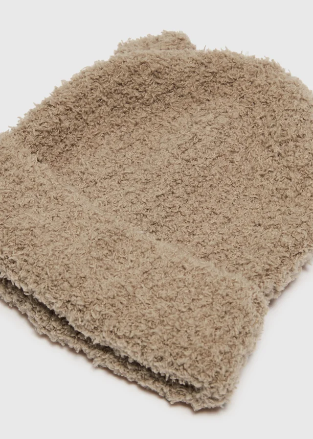 Baby Brown Fluffy Beanie (1-23 Months)