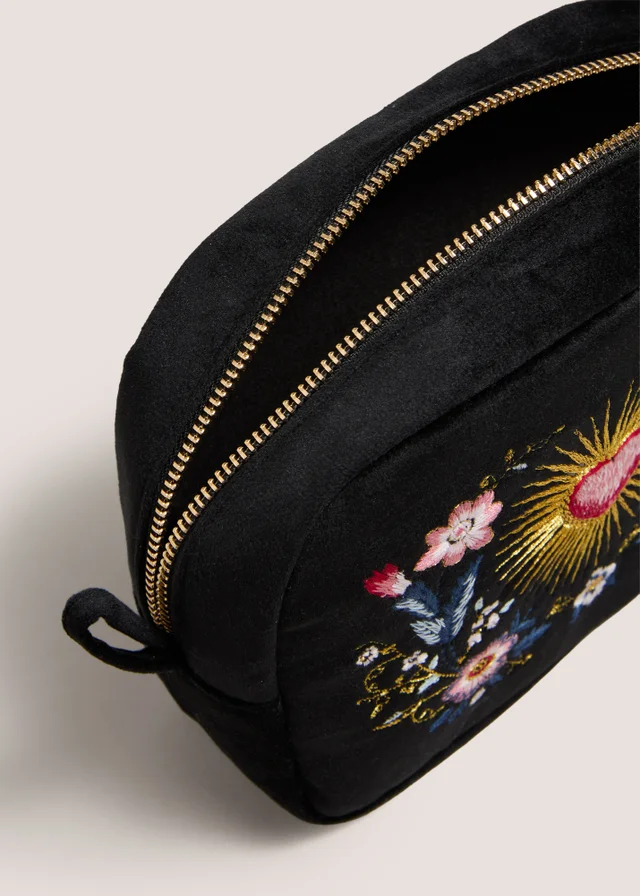 Black Decadence Velvet Makeup Bag