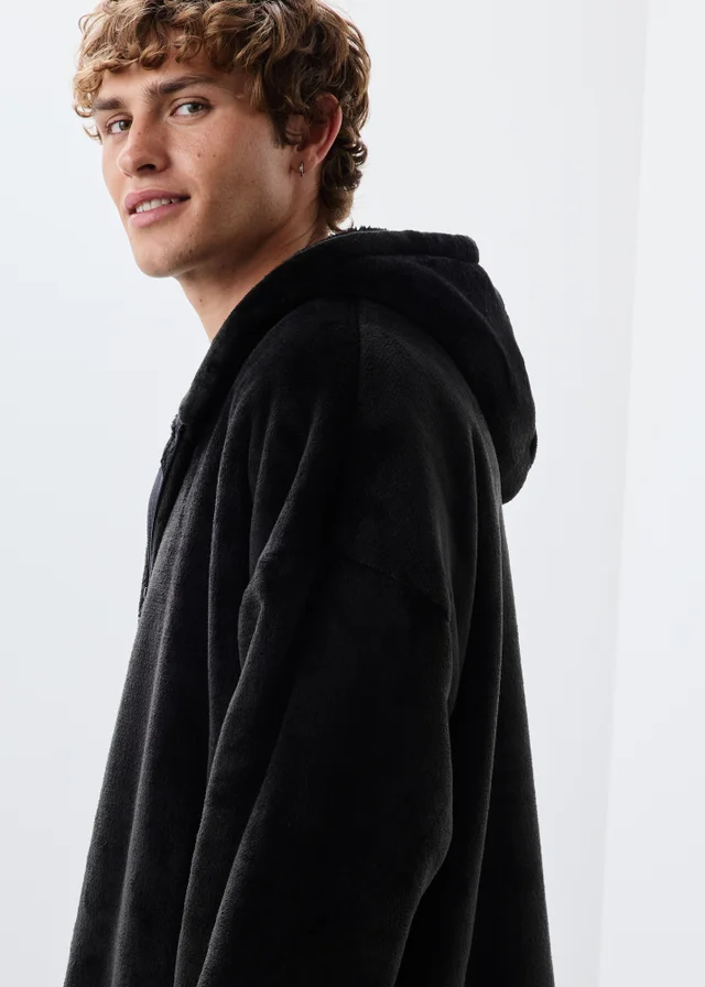 Black Hooded Snoodie