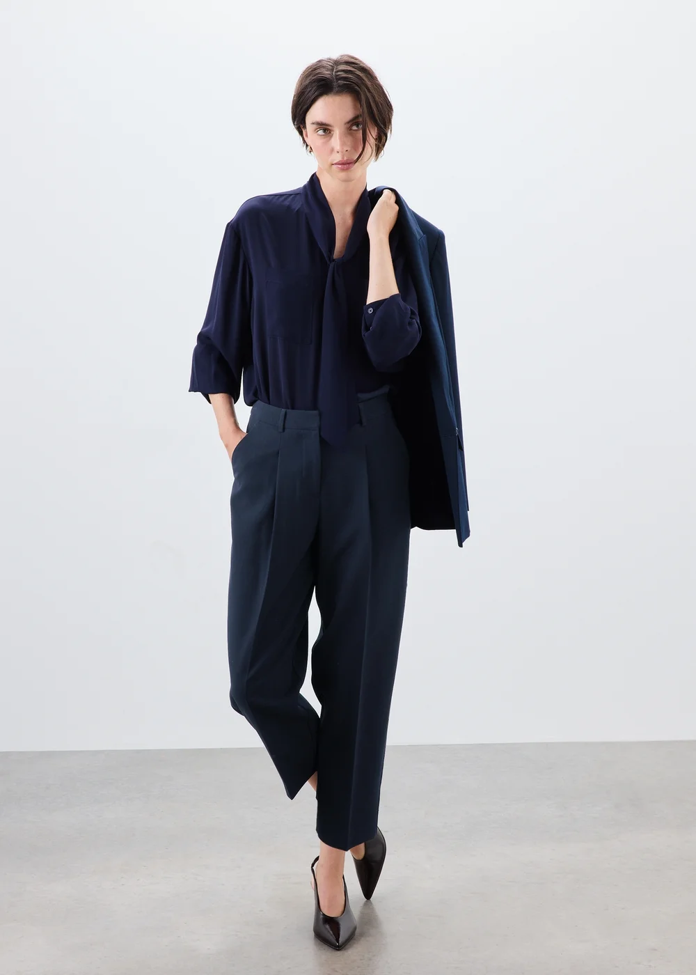 Navy Barrel Leg Trousers - 8/L29 Image 1