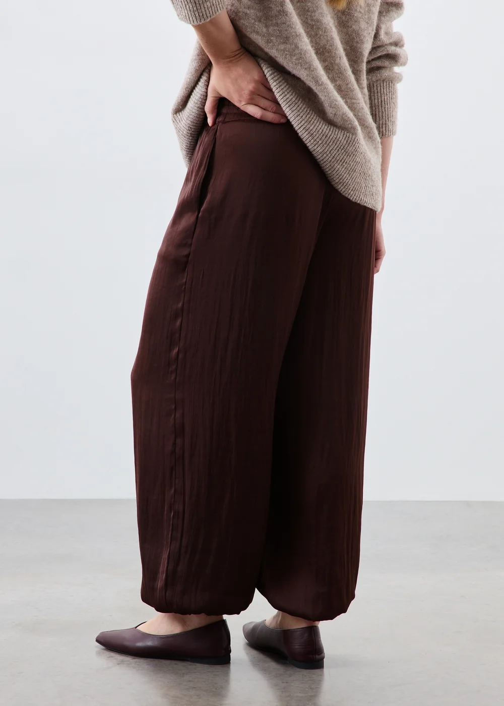 Wine Satin Balloon Co Ord Trousers - 8/L29 Image 2