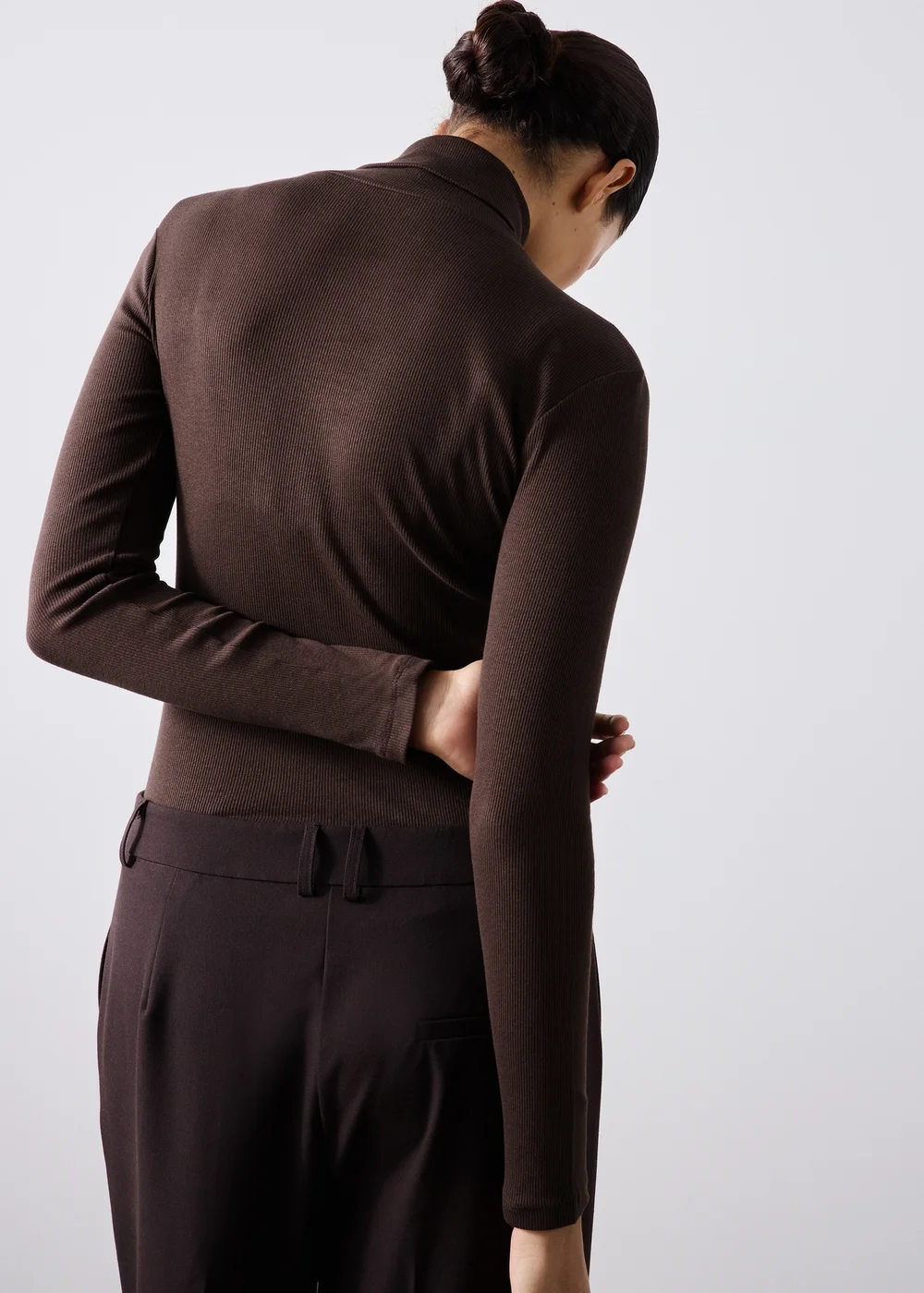 Chocolate Ribbed Roll Neck Top - 8 Image 2