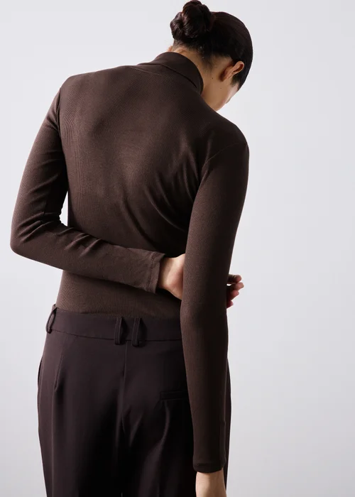 Chocolate Ribbed Roll Neck Top - 8 Image 2
