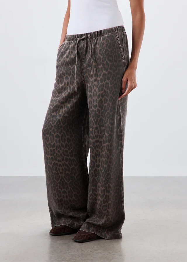 Chocolate Brown Leopard Print Mid Rise Wide Leg Comfort Jeans