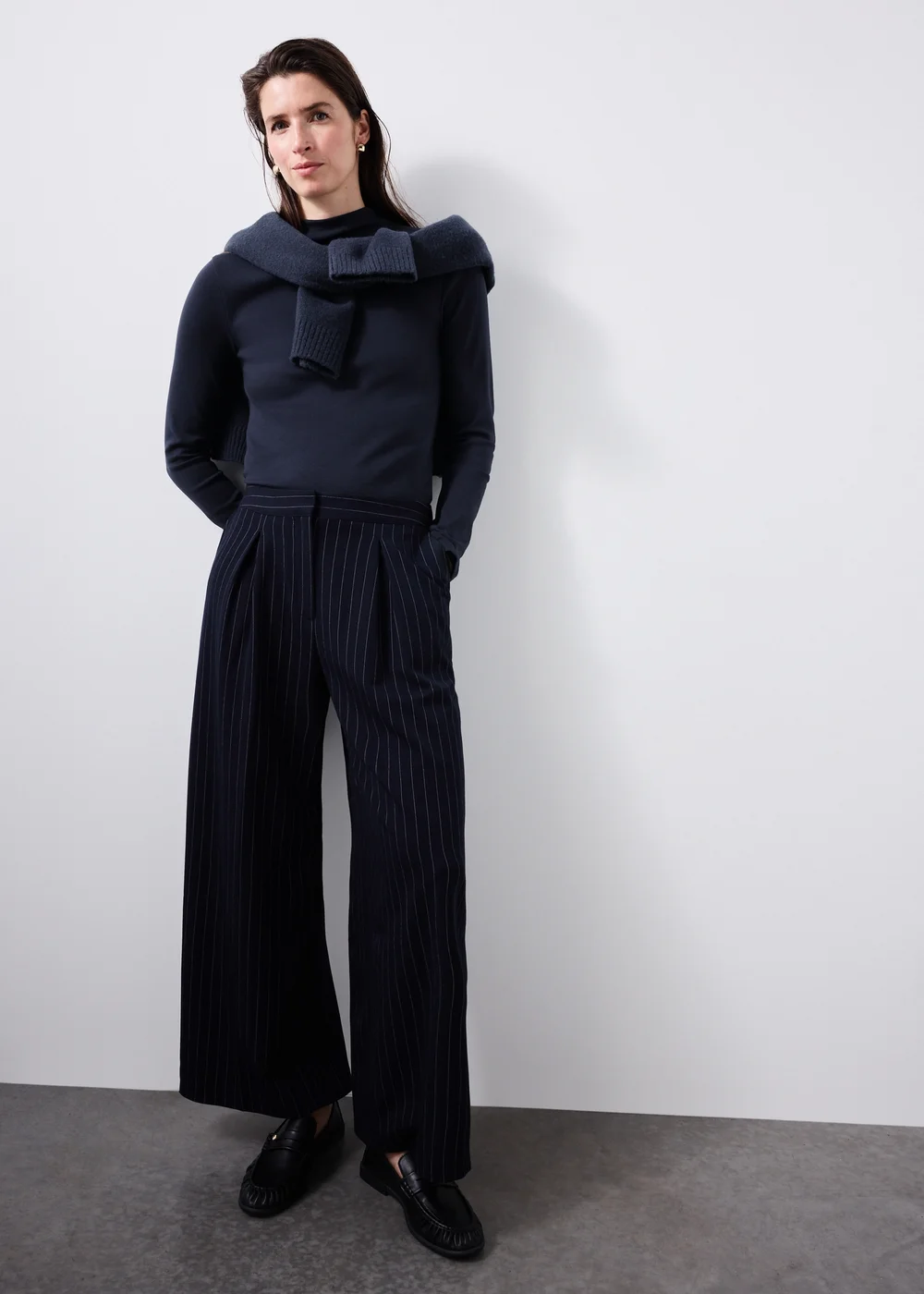 Navy Funnel Neck Top - 8 Image 2