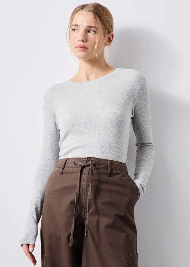 Fitted Long-Sleeve Ribbed Crew Neck Top