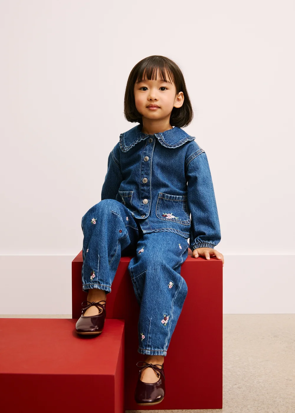 Girls Mid Wash Floral Barrel Leg Jeans (1-8yrs) - 1-1.5 Yrs Image 2