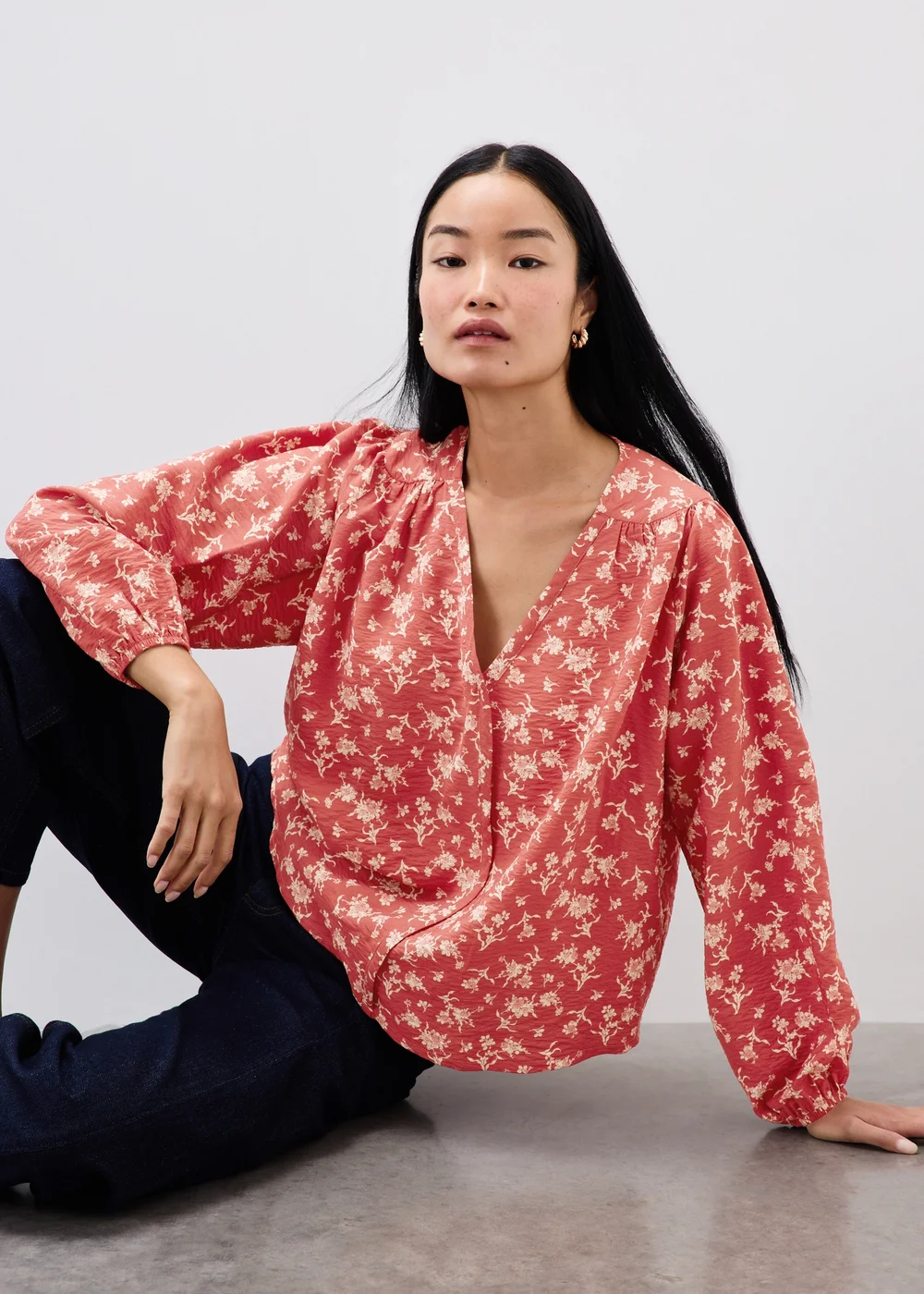 Red Ditsy Floral Popover Blouse - 8 Image 1