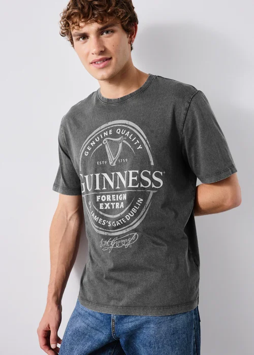Guinness Graphic T-Shirt - S Image 1