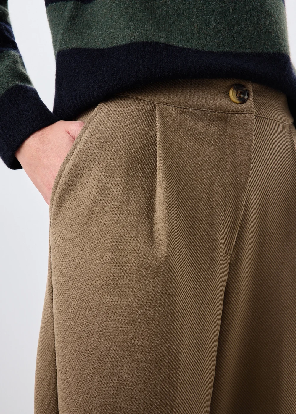 Camel Barrel Leg Trousers - 8/L29 Image 3