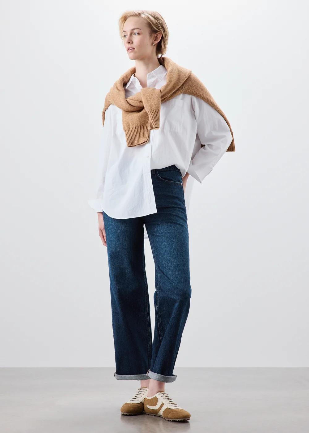 Dark Wash Boyfriend Jeans - 24/L29 Image 4