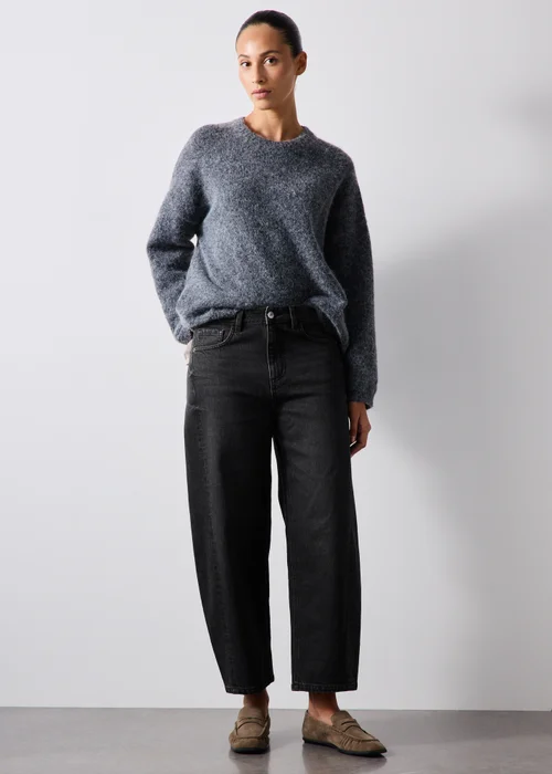 Black Barrel Leg Jean - 24/L29 Image 4