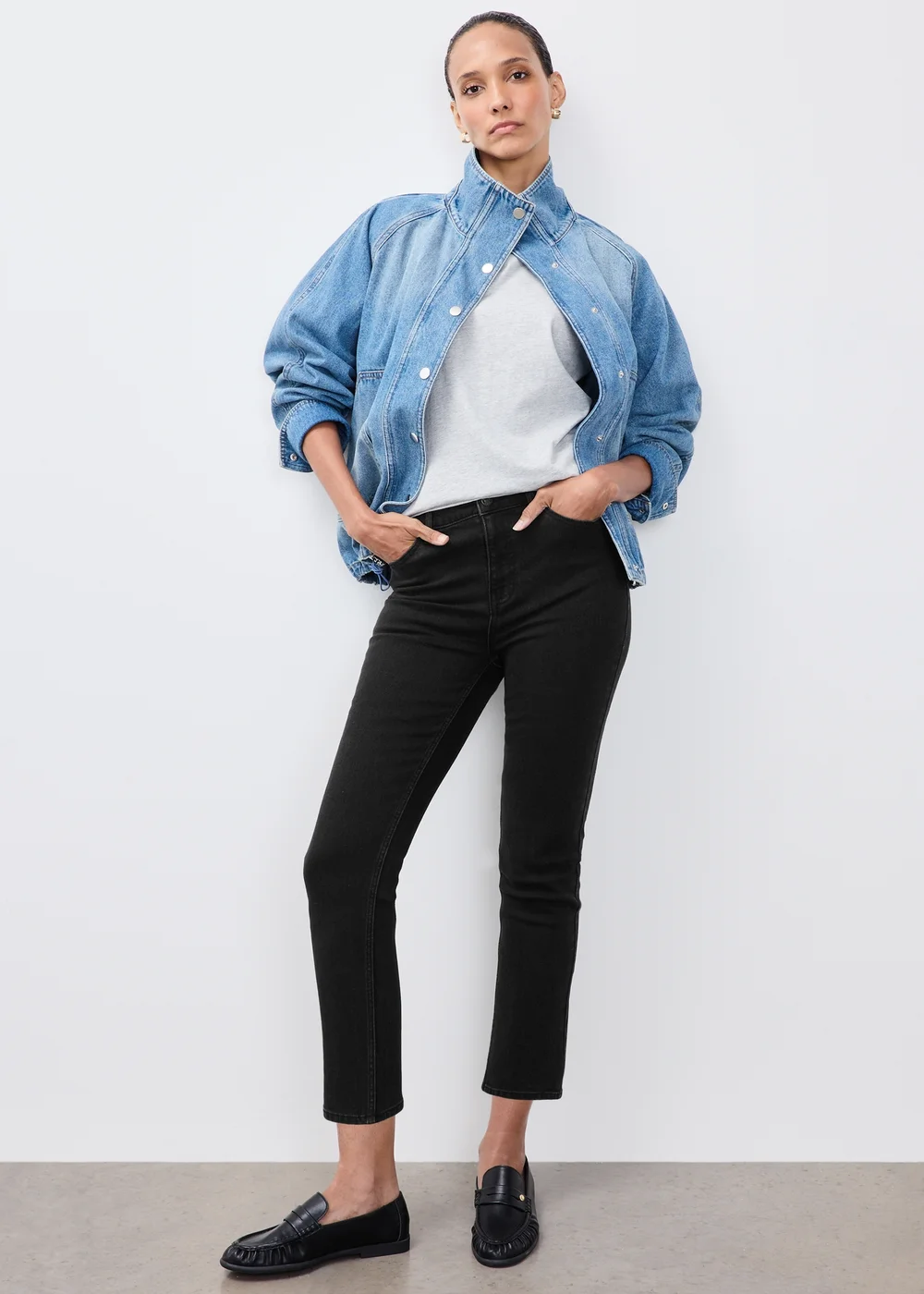 Black Stretch Cigarette High Rise Jeans - 26/L29 Image 1