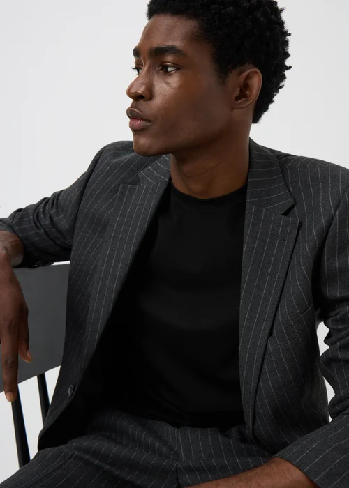 Black Tailoring Smart T-Shirt - S Image 4