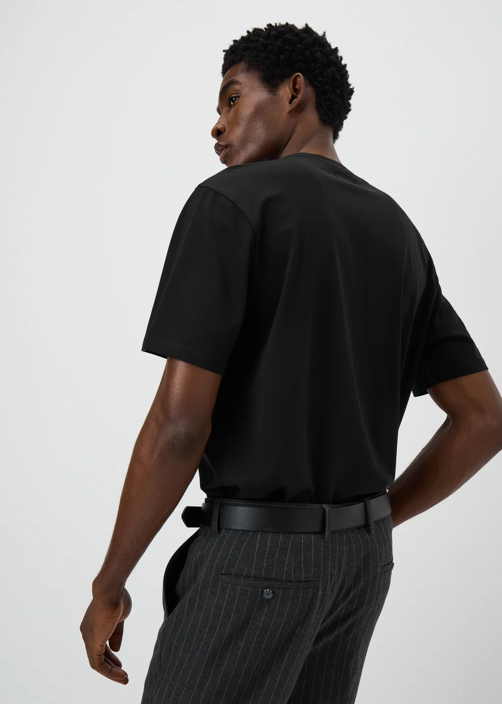 Black Tailoring Smart T-Shirt - S Image 2