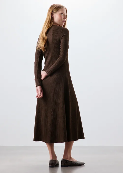 Chocolate Textured Midaxi Dress - 14 Image 2