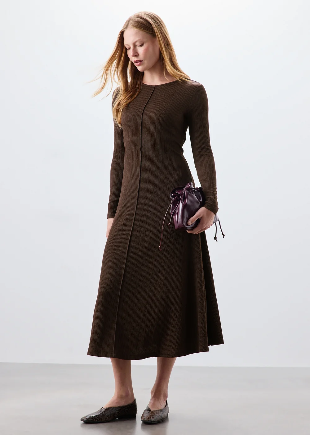 Chocolate Textured Midaxi Dress - 8 Image 3