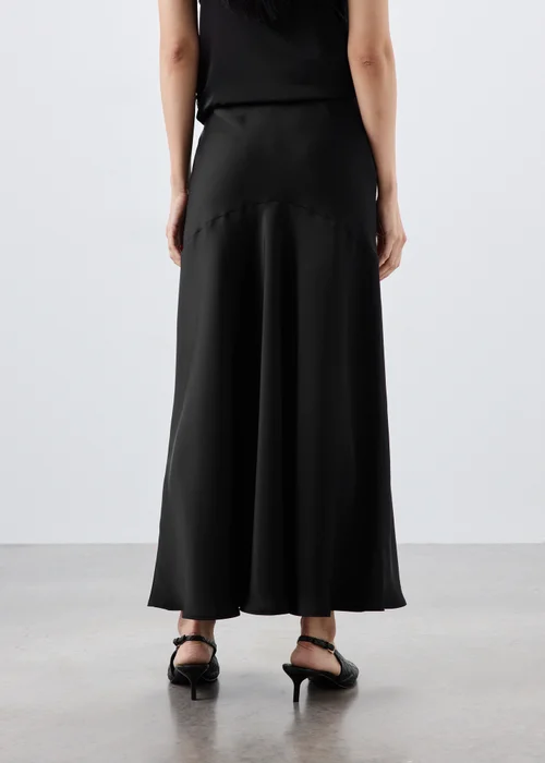 Black Satin Seam Midaxi Skirt - 8 Image 2