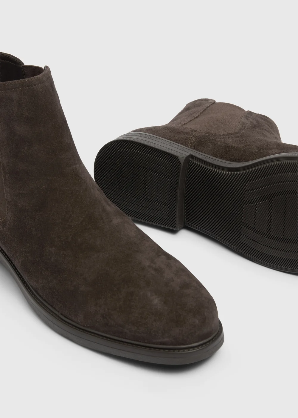 Brown Suede Chelsea Boots - 6 Image 2
