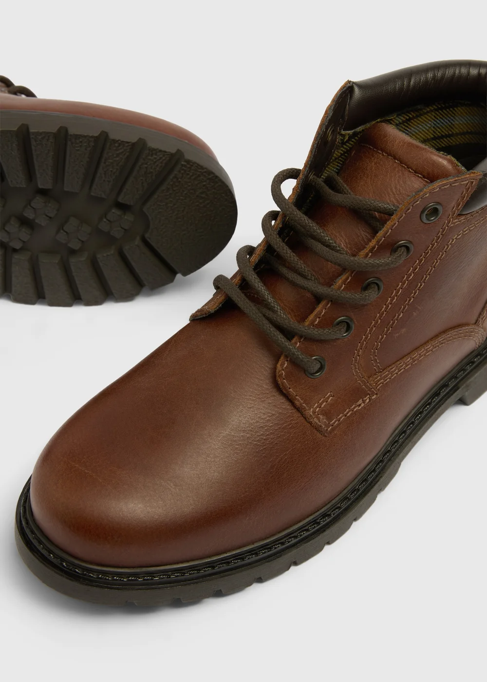 Brown Low Profile Boots - 6 Image 2
