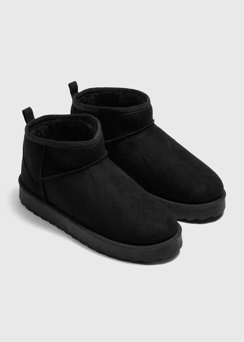 Black Mini Snug Boot - 3 Image 1