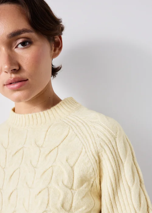 Cream Cable Jumper - XS Image 3