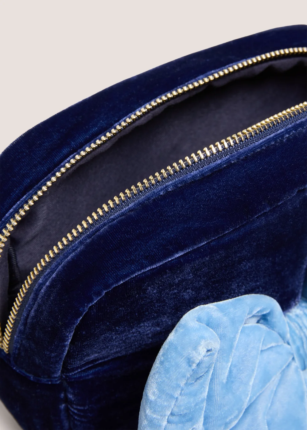Blue Bow Embroidered Velvet Makeup Bag Image 2
