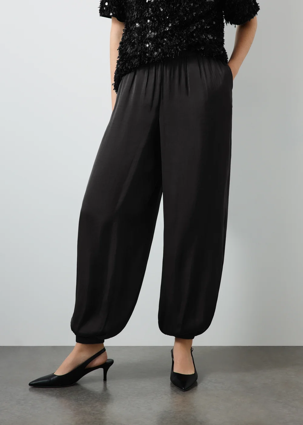 Black Satin Balloon Co Ord Trousers - 8/L29 Image 2