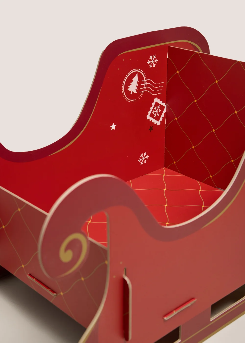 Christmas Sleigh Present Holder Image 2