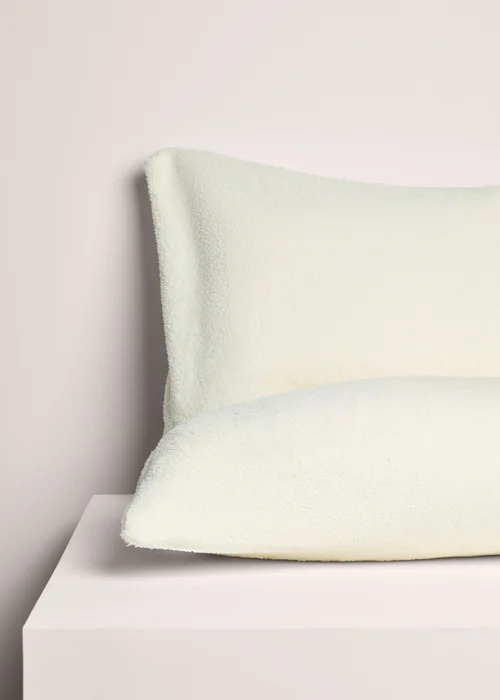 Cream Teddy Fleece Pillowcase Set - One Size Image 1