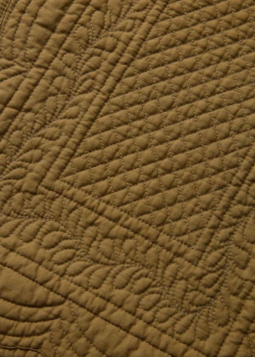 Green Quilted Table Runner Image 2