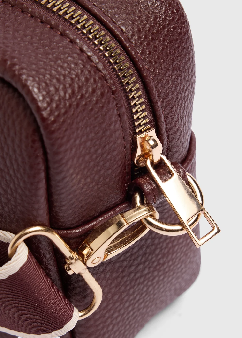 Burgundy Faux Leather Camera Bag - One Size Image 3